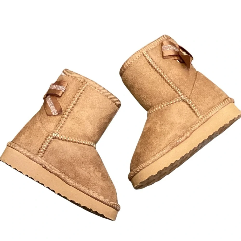 Capelli of New York Toddler Girls Faux Suede Fur Lined Booties, Size 5 NEW‎